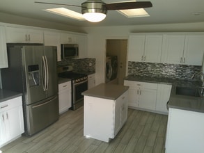 973 Cedar Pines St in Henderson, NV - Building Photo - Building Photo