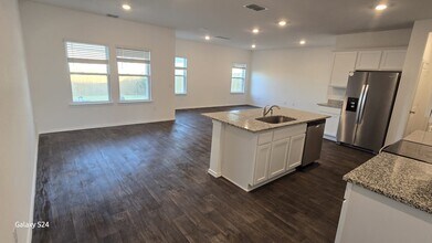 14821 Perlino Wy in Manor, TX - Building Photo - Building Photo