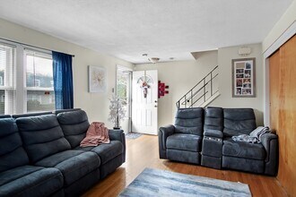 26 Moreland Ave in Dedham, MA - Building Photo - Building Photo