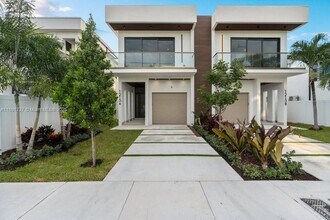 1215 NE 11th Ave in Fort Lauderdale, FL - Building Photo - Building Photo