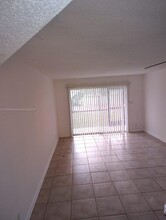 7831 N Colony Cir in Tamarac, FL - Building Photo - Building Photo