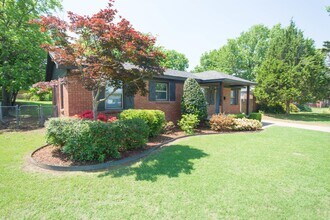 6010 E 18th St in Tulsa, OK - Building Photo - Building Photo