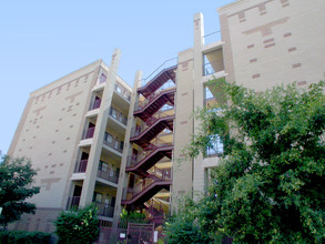 Monroe Street Abbey in Phoenix, AZ - Foto de edificio - Building Photo