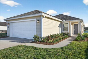 33 Somerset Ave in Palm Coast, FL - Building Photo