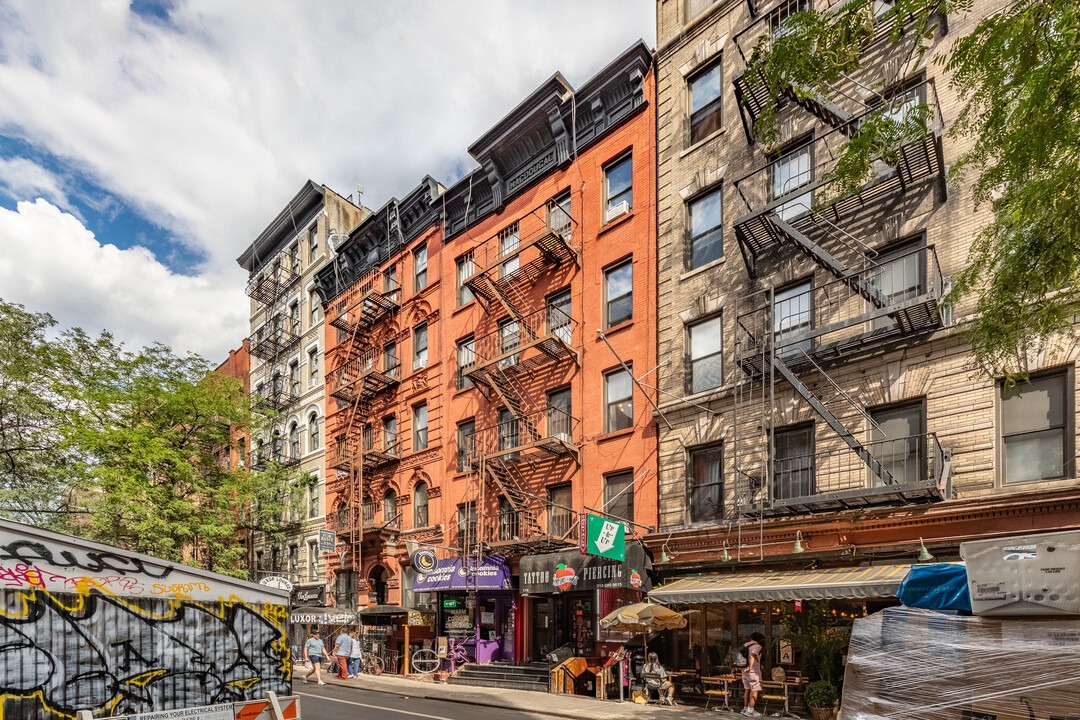 116 Macdougal St in New York, NY - Foto de edificio