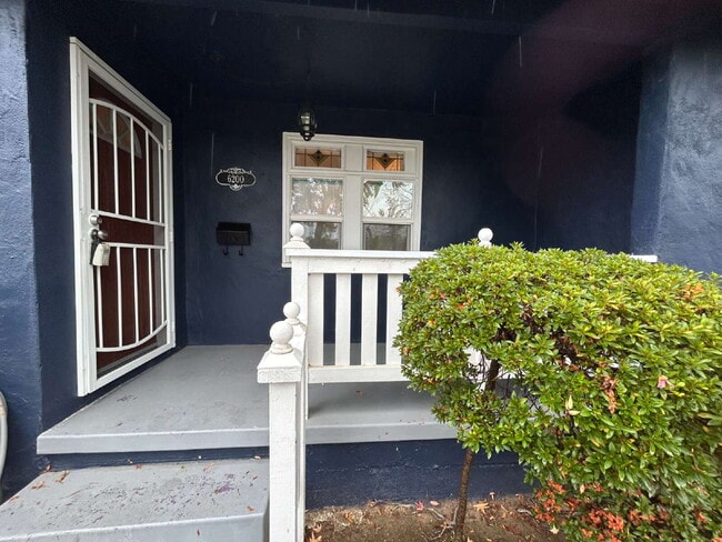 6200 11th Ave in Sacramento, CA - Building Photo - Building Photo