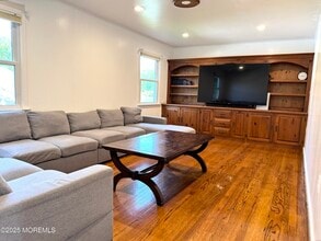 28 Ridge Rd in West Long Branch, NJ - Building Photo - Building Photo