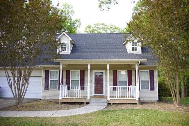 property at 135 Quail Run Trce NE