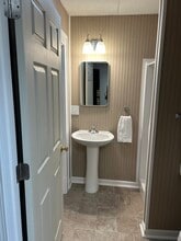 203 W Irvine St, Unit 4 in Richmond, KY - Foto de edificio - Building Photo