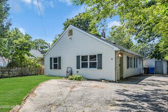 75 River Dr in Toms River, NJ - Building Photo - Building Photo