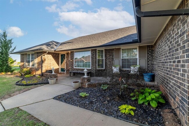 4824 NW 73rd St in Oklahoma City, OK - Building Photo - Building Photo