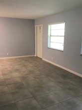 2616 NE 14th Ave-Unit -5 in Oakland Park, FL - Building Photo - Building Photo