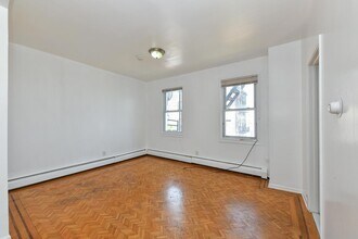 3709 John F. Kennedy Blvd in Jersey City, NJ - Building Photo - Building Photo