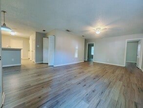 10245 Country Hills Blvd in Tyler, TX - Building Photo - Building Photo