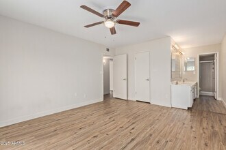 4722 W Vía Cynthia in Glendale, AZ - Building Photo - Building Photo