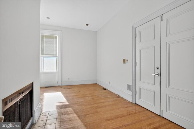 property at 1720 Wallace St