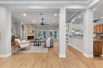 208 Neal Dr in Liberty Hill, TX - Building Photo - Building Photo