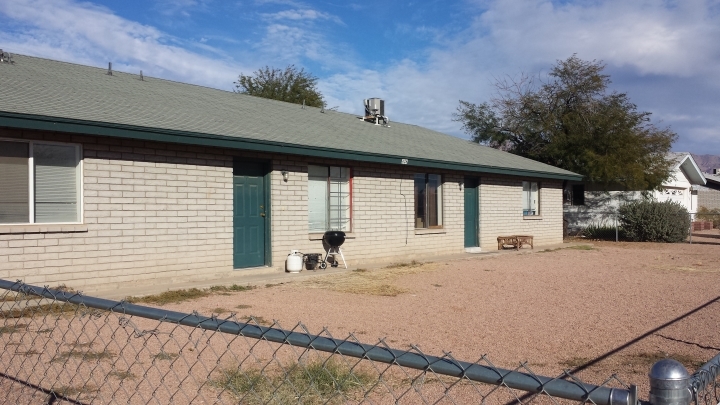 438 E Kachina Ave in Apache Junction, AZ - Building Photo