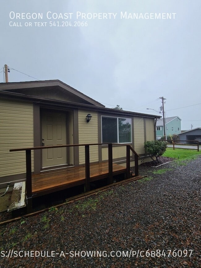 7020 Glen Ave in Gleneden Beach, OR - Building Photo - Building Photo