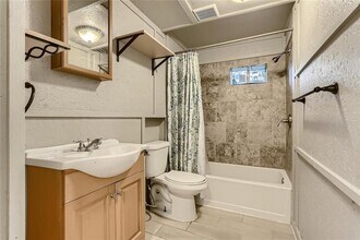 1148 1/2 Gunter St in Austin, TX - Building Photo - Building Photo