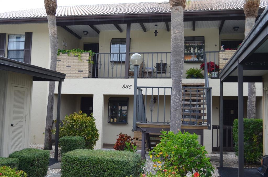 375 3 Lakes Ln in Venice, FL - Building Photo