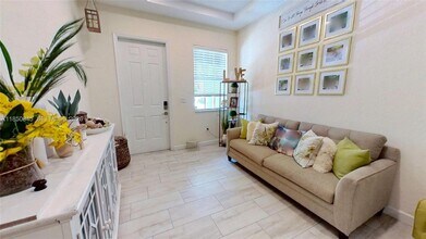 1420 SE 26th Ave in Homestead, FL - Building Photo - Building Photo