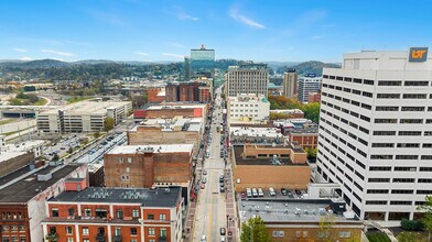418 S Gay St, Unit 604 in Knoxville, TN - Foto de edificio - Building Photo
