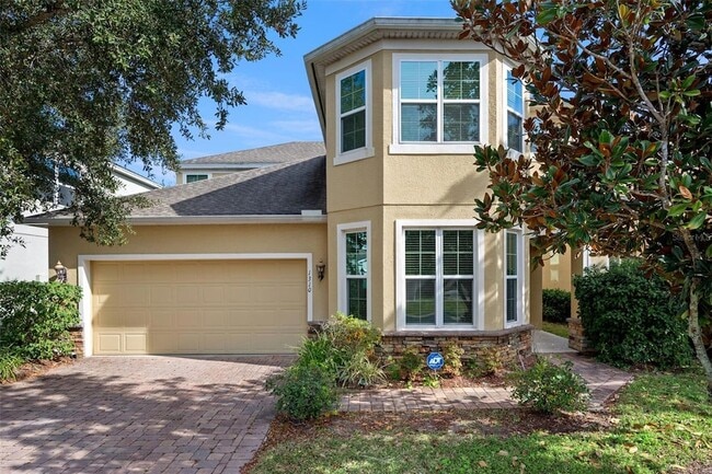 property at 1310 Oakcrest Ct