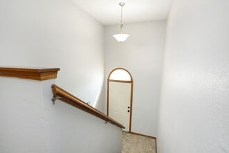 1128 Country Club Ln in Junction City, KS - Building Photo - Building Photo