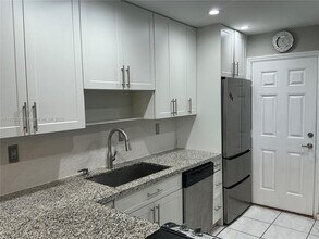 1160 NE 191st St in Miami, FL - Building Photo - Building Photo