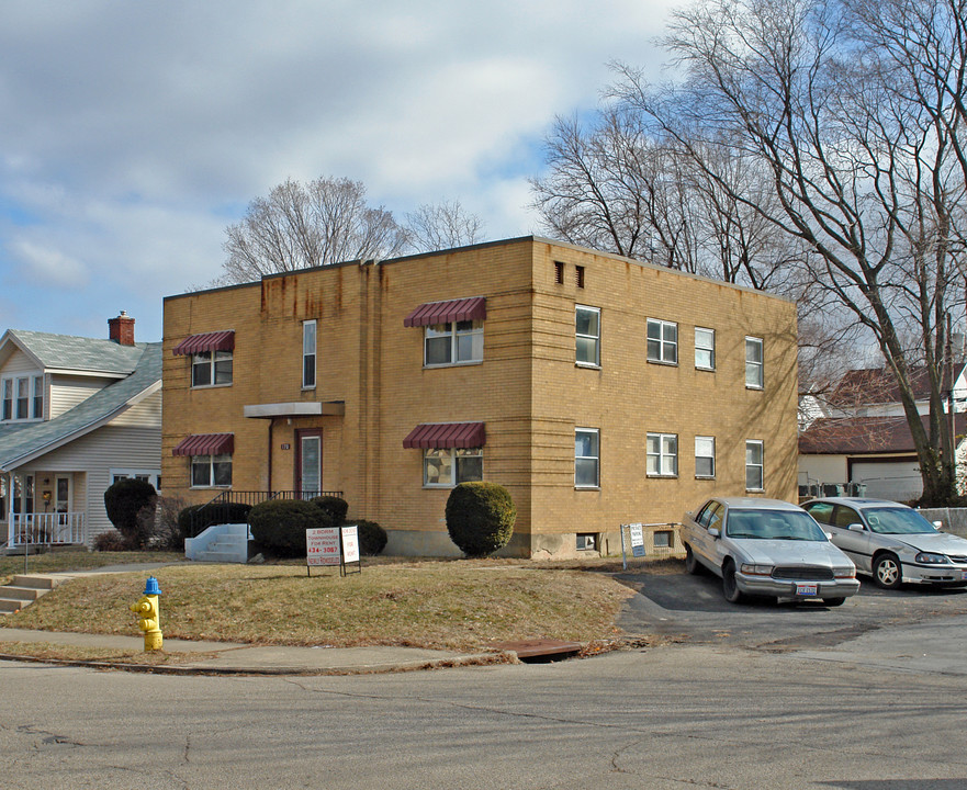 170 Virginia Ave in Dayton, OH - Foto de edificio