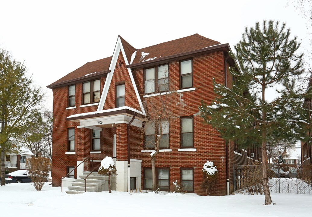 Freda Apartments in Dearborn, MI - Foto de edificio