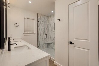 8400 Horton Trail in Austin, TX - Building Photo - Building Photo