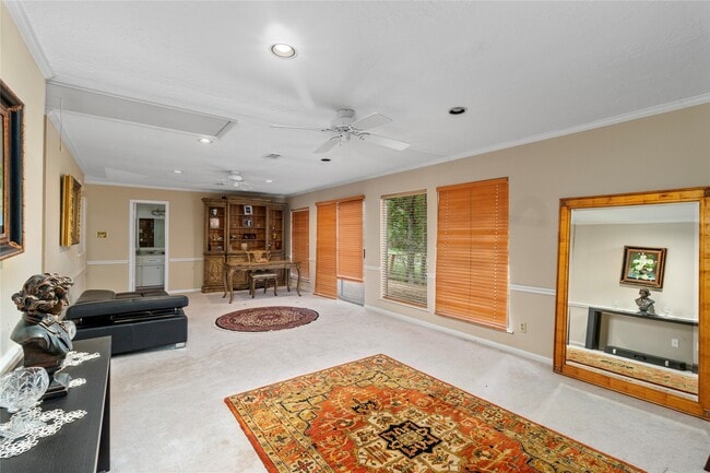 2825 S Logrun Cir in Spring, TX - Building Photo - Building Photo