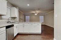 9323 Rippling Fields Dr in Houston, TX - Building Photo - Building Photo