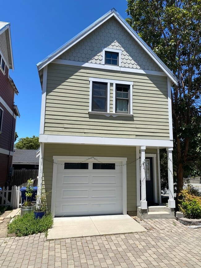 1761 Johnson Ave in San Luis Obispo, CA - Building Photo - Building Photo