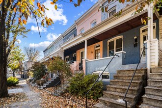 3710 Chestnut Ave in Baltimore, MD - Foto de edificio - Building Photo