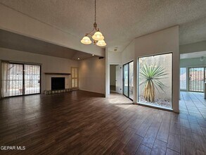 4716 Sir Gareth Dr in El Paso, TX - Building Photo - Building Photo
