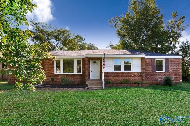 property at 4304 Lakeview Dr NW