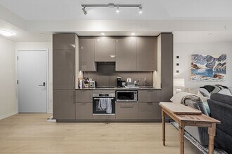 28 Freeland St in Toronto, ON - Building Photo - Building Photo