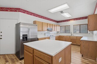 9227 Linbrooke in San Antonio, TX - Building Photo - Building Photo