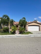 1055 Sundew Way in San Jacinto, CA - Building Photo - Building Photo