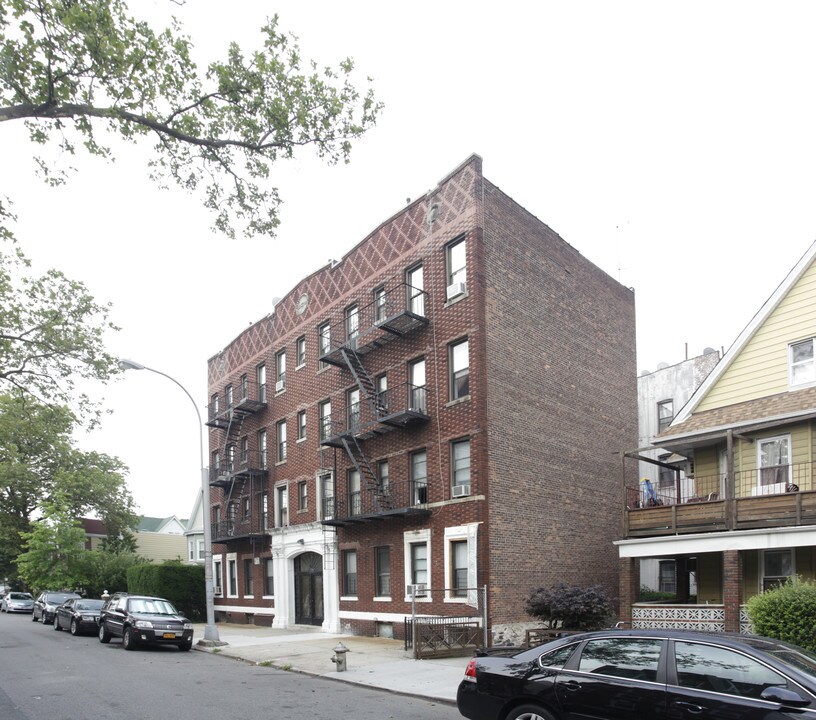 1428 E 5th St in Brooklyn, NY - Foto de edificio