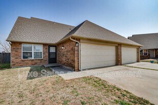 1736 W Palm Pl in Oklahoma City, OK - Building Photo