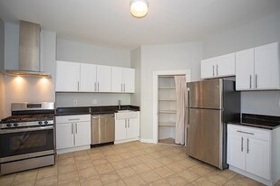 220 Prospect St, Unit 2 Apartamentos