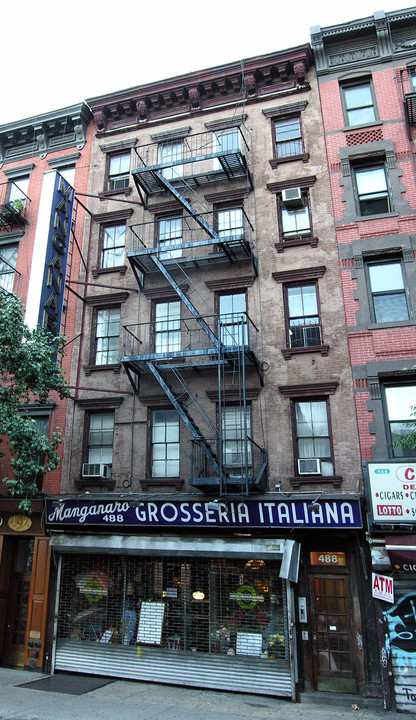 488 Ninth Ave in New York, NY - Building Photo