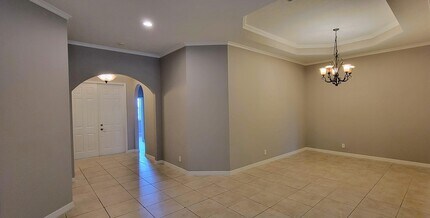8625 Plum in West Palm Beach, FL - Building Photo - Building Photo