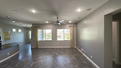 15283 W Linden St in Goodyear, AZ - Building Photo - Building Photo