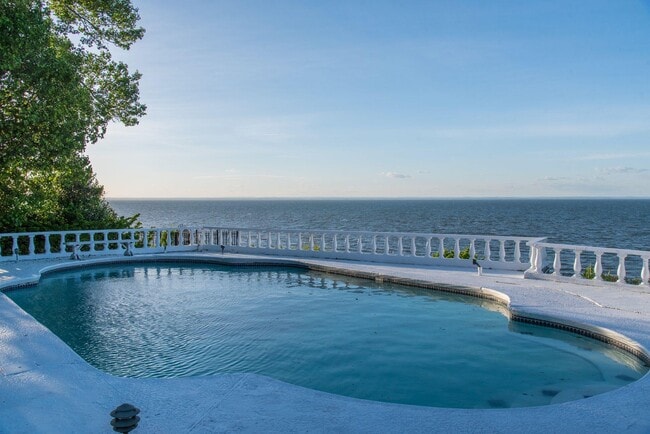 property at 10 Beach Hill Dr