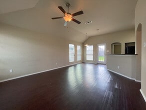 10304 Walley Way in Waco, TX - Building Photo - Building Photo